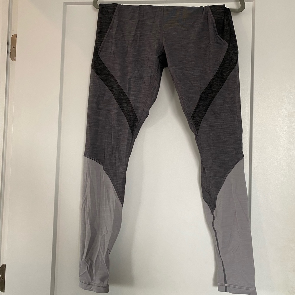 Lululemon EARLY EXTENSION HIGH-RISE TIGHT *28" size 10